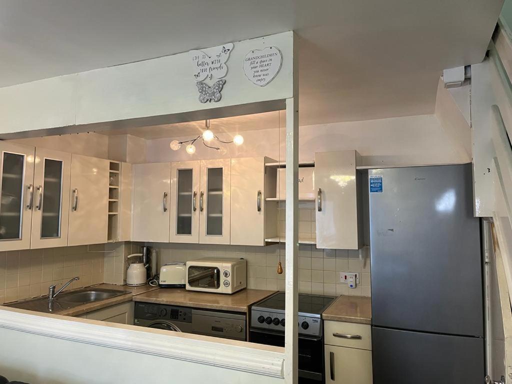 London 1 Bed Cosy House Apartment Norwood Luaran gambar